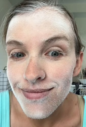 Customer photo review of Hair Identifier Spray