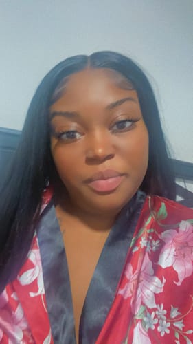 Customer photo review of Janet Collection Essentials Synthetic HD Lace Front Wig - Eunice