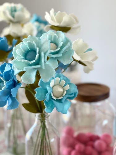 Customer photo review of Mini Wool Felt Balls