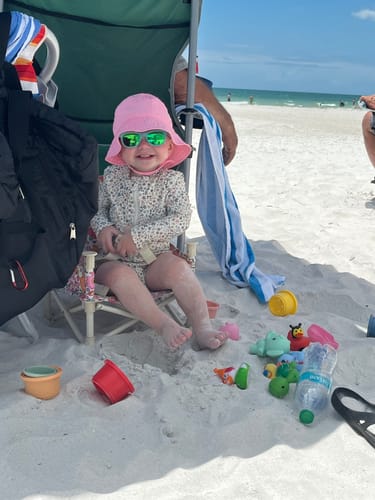 Customer photo review of Paloma portable baby chair