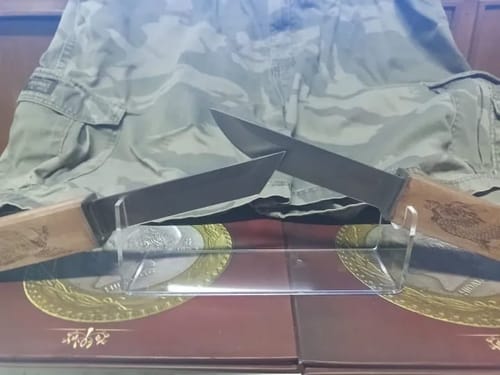 Customer photo review of Dual Samurai Chef Knife