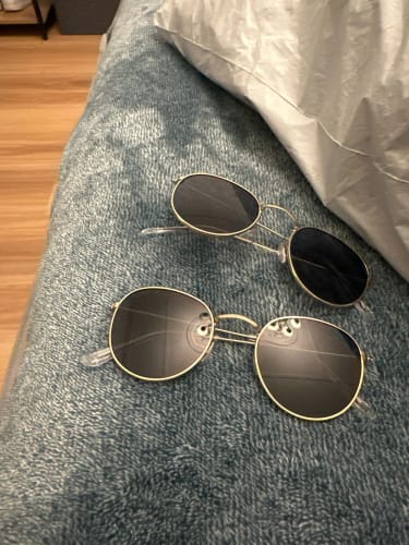 Customer photo review of RORRY BLACK/GOLD