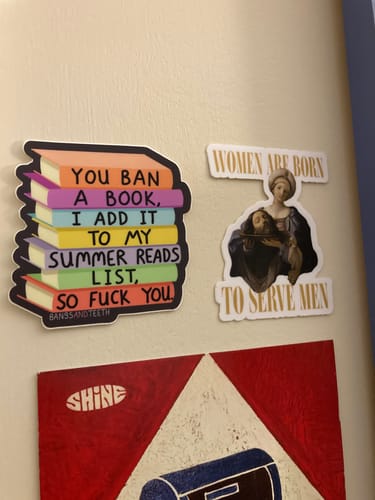 Customer photo review of Summer Reads List Sticker