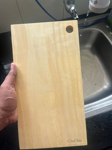 Customer photo review of Chef Bae Tamarind Wood Cutting Board