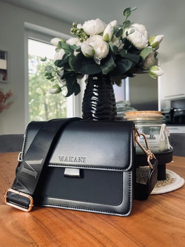 Customer photo review of VALDA - ALL BLACK