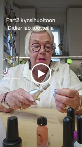 Customer video review of Rakennegeeli pullossa Milky Pink, Didier Lab, 15ml