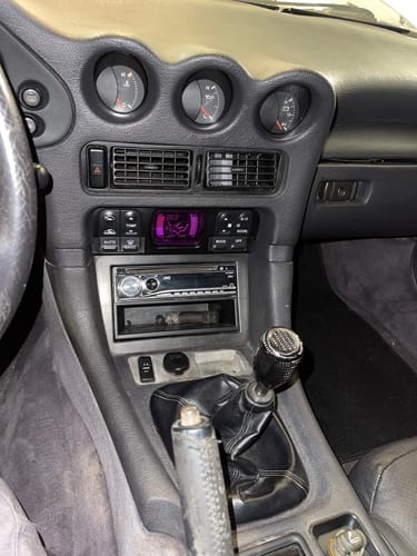 Customer photo review of V2 Black Carbon Fiber Shift Knob