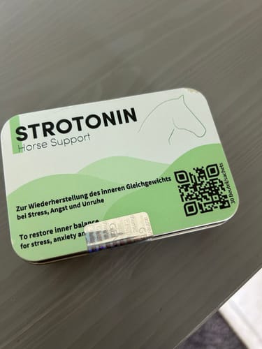 Customer photo review of Strotonin Horse Support