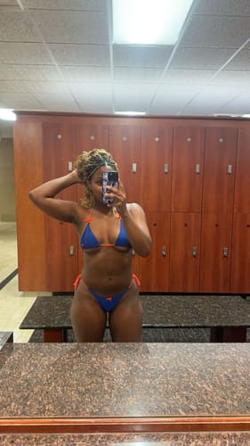 Customer photo review of Wild Laguna Contrast Bow Bottom