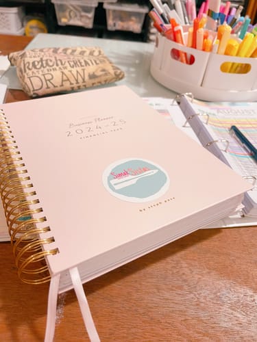Customer photo review of 2024/25 Financial Year Business Planner - BLUSH