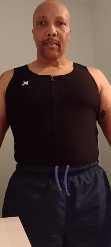 Customer photo review of Men's Zipper Heat Trapping Sweat Vest