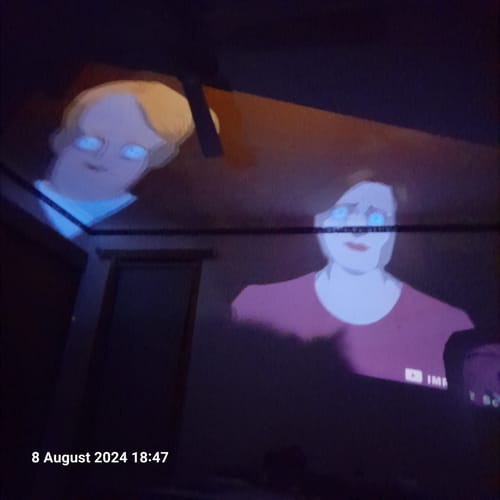 Customer photo review of MovieHub™ Ultra HD Gaming Bundle