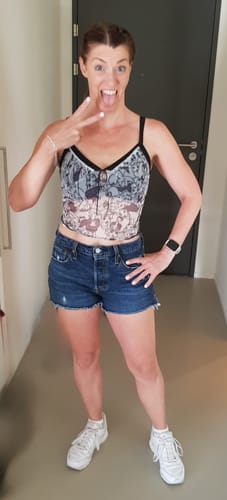 Customer photo review of Bowknot mesh patchwork ruffle print cami top