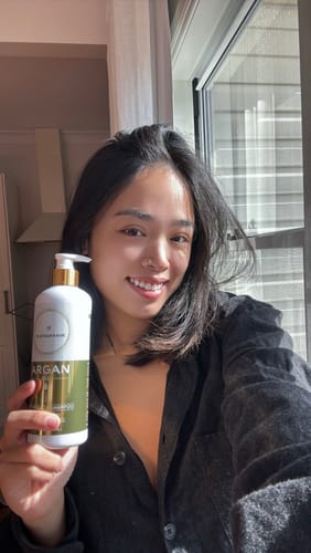 Customer photo review of Hair Growth Stimulating Shampoo