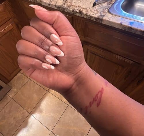 Customer photo review of XCOATTIPS® French - Peach Medium Almond Pre-Designed Tips