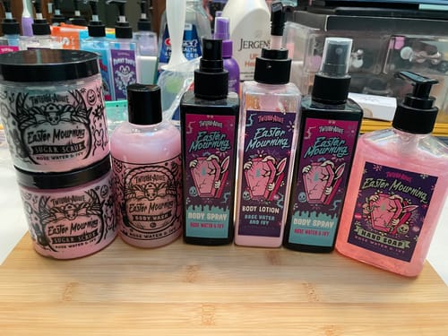 Customer photo review of Easter Mourning Body Wash