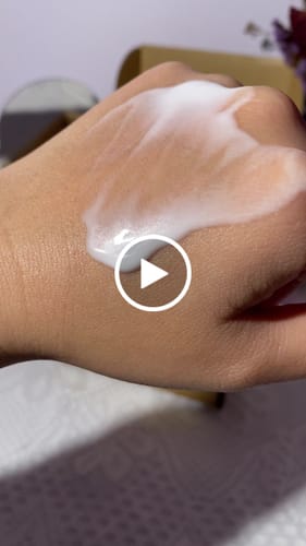 Customer video review of Water Gel UV Sunscreen