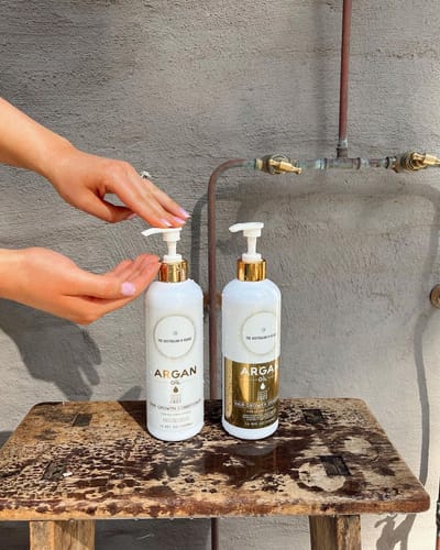 Customer photo review of Energising Hair Growth Organic Shampoo