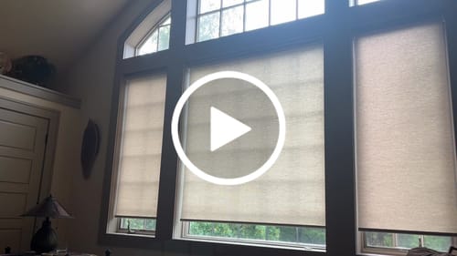 Customer video review of SmartWings Motorized Light Filtering Roller Shades 70% Blackout Safari