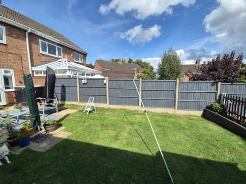 Customer photo review of Featheredge Fence Panel 6x5 ft