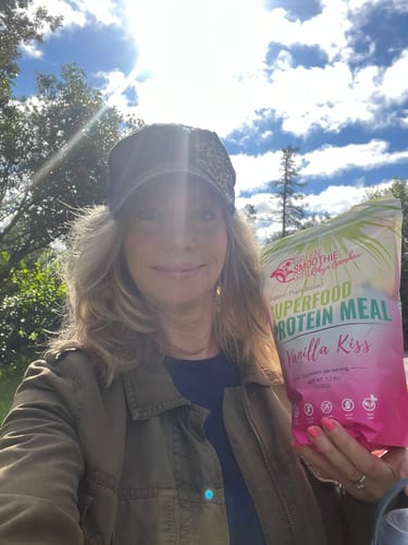 Customer photo review of Organic Complete Meal Superfood Plant Protein Meal