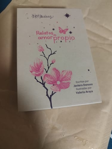 Customer photo review of Cartas Relatos de Amor Propio - Autoconocimiento y Autocuidado - Mazo de 50 cartas