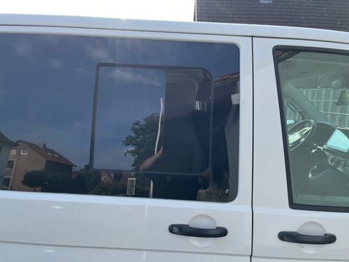 Customer photo review of Schiebefenster mitte rechts getönt T5-T6.1