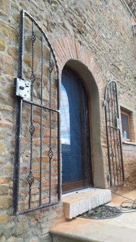 Customer photo review of Paletto in ferro attorcigliato con pigna art. 48/1