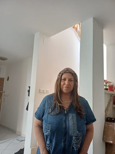 Customer photo review of פאה עם שיער חום גוונים אורך בינוני