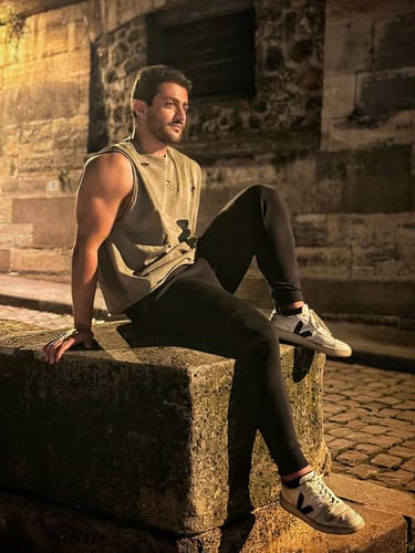 Customer photo review of 3022 - Anarchy Cropped Tanks