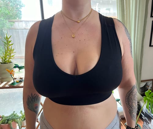 Customer photo review of AlignMe Pullover Posture Sports Bra For Women