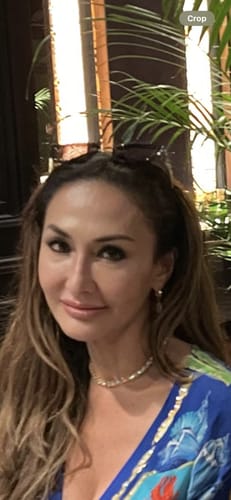 Customer photo review of PRINCESS COCKTAIL NECKLACE