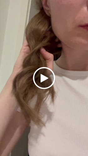 Customer video review of 18 Inch Tape Hair Extensions