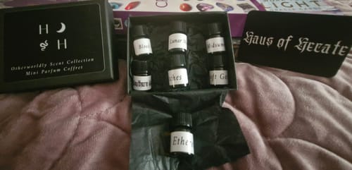 Customer photo review of Mini Otherworldly Collection | 7 Scents 2.5ml Vials + Discount code