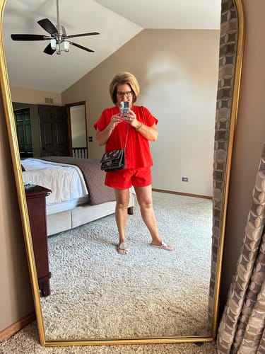 Customer photo review of Black Honey Bee Crafted Clutch