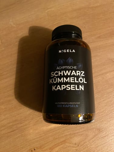 Customer photo review of Ägyptische Bio Schwarzkümmelöl Kapseln - kaltgepresst & ungefiltert 180 Stück