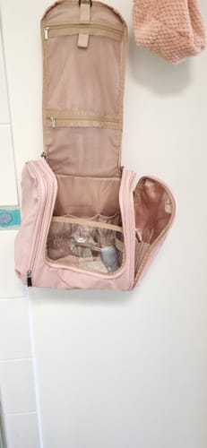 Customer photo review of Atlas Hanging Toiletry Bag