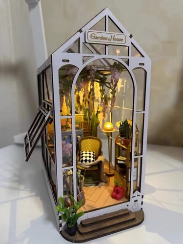 Customer photo review of Holiday Garden House DIY Book Nook