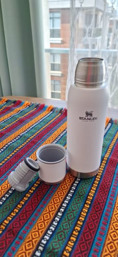 Customer photo review of Stanley Adventure To-Go Bottle Beyaz 0.75 L