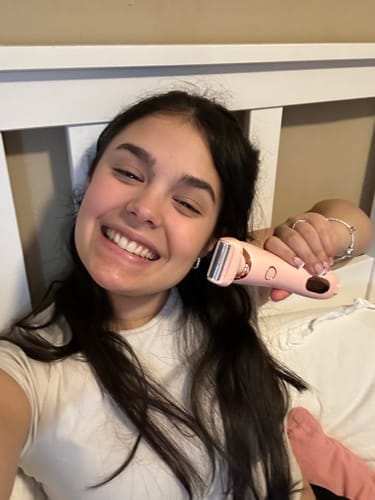 Customer photo review of Vixinx SkinGlow™ Pro - Nano shaving device for a soft skin