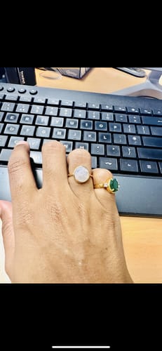 Customer photo review of Irregular Moonstone Ring (Gold)