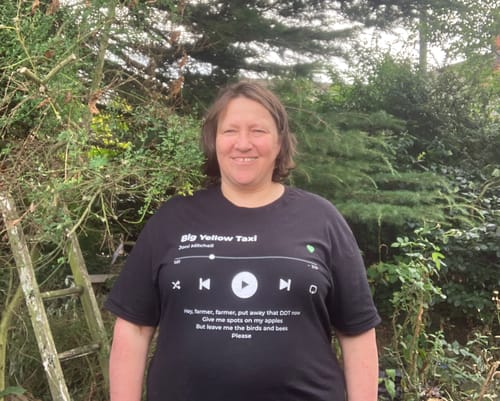 Customer photo review of Your Favorite Song T-Shirt Music Player