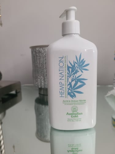 Customer photo review of HN Aloe & Ocean After Tan Lotion