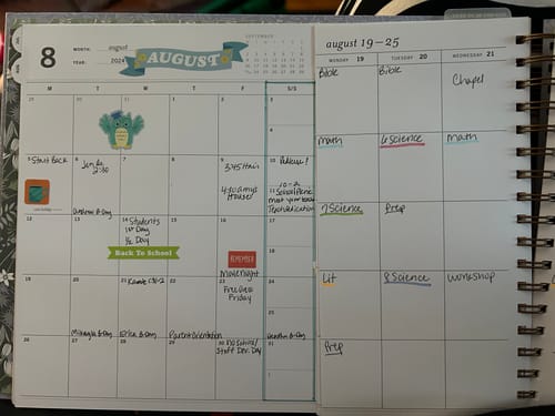 Customer photo review of 2024-2025 Teacher Planner, Windblown