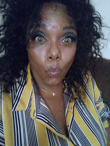 Customer photo review of Artemis Golden Sand Colored Contact Lenses