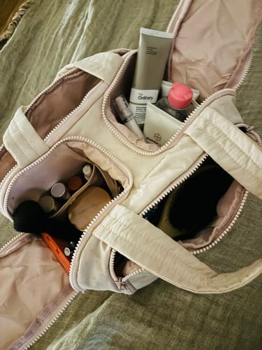 Customer photo review of Zora Spacesaver 4-in-1 Puffy Multi-Functional Toiletry Bag