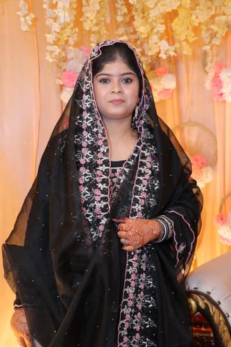 Customer photo review of CMC MATTE FOUNDATION