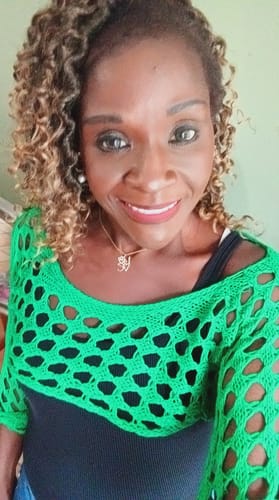 Customer photo review of Flora Green Prescription Colored Contact Lenses