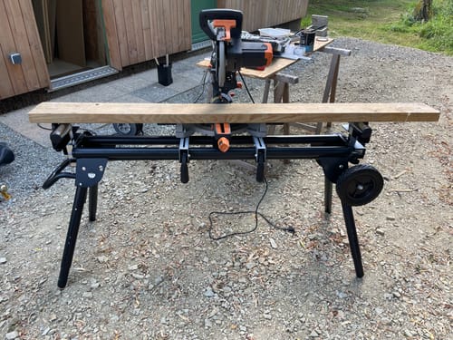 Customer photo review of Support universel PLUS Evolution pour scie à onglet avec pieds télescopiques