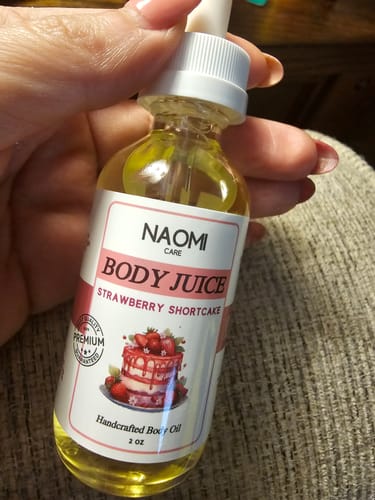 Customer photo review of BOGO Yummy Body Juice Oil - 4 OZ